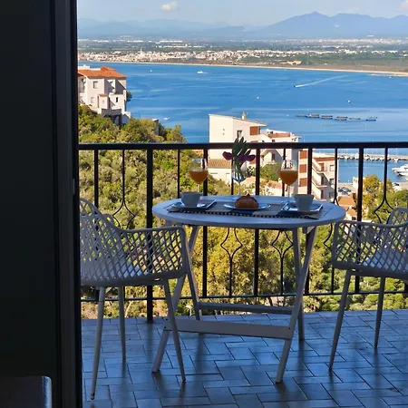 Appartement Puig Rom Pau Roses