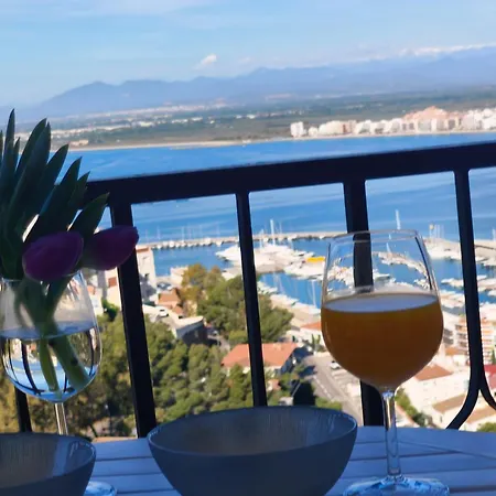 Apartament Puig Rom Pau