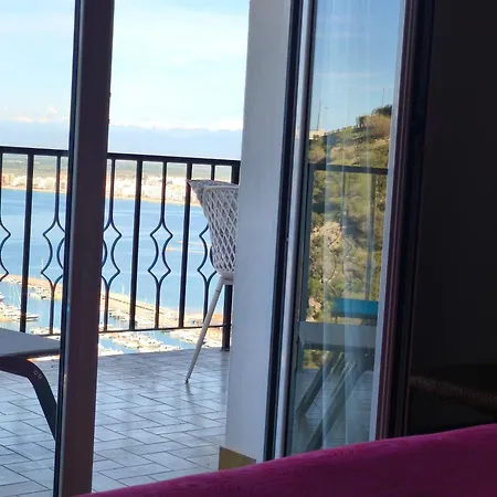 Appartement Puig Rom Pau *