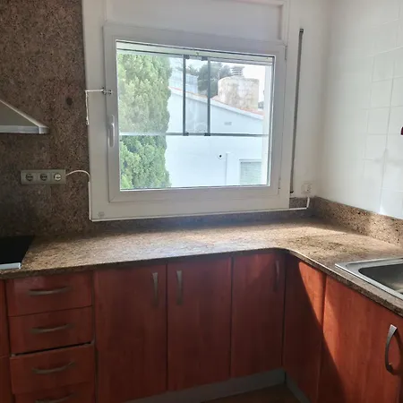 Puig Rom Pau Apartment