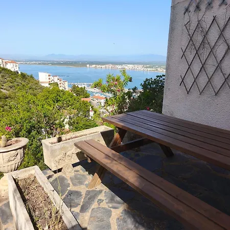 Appartement Puig Rom Pau *